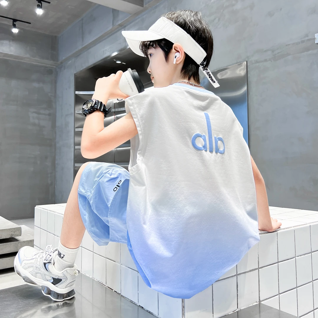 男童夏装无袖背心套装2025新款中大儿童装夏季薄款运动坎肩两件套