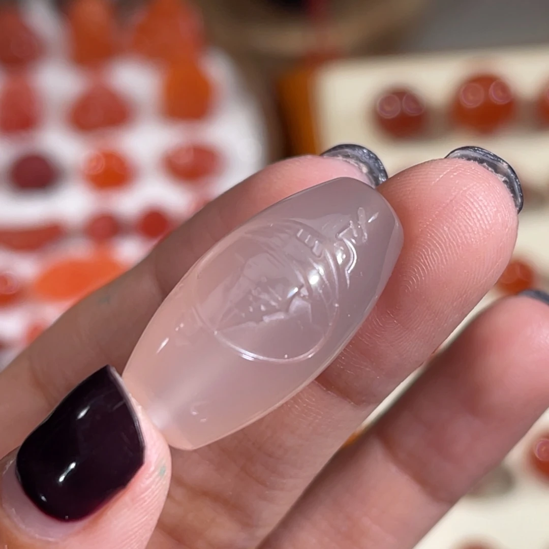 未镶嵌勒子 13.6x27mm 不换退玛瑙/玉髓
