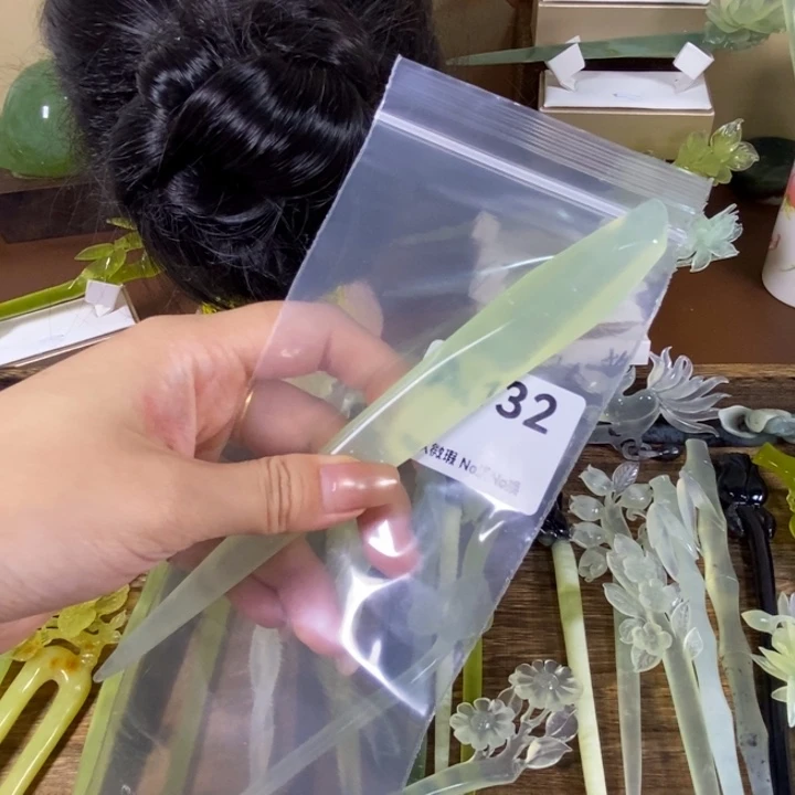 加***糖蛇纹石玉未镶嵌发饰