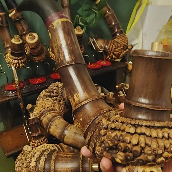 云***点贵州特色竹根烟斗工艺品手把件