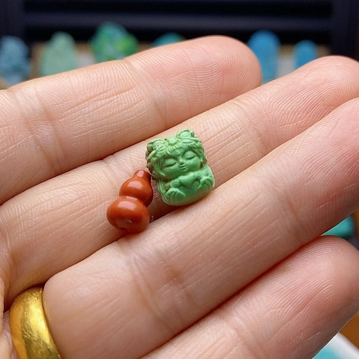 南红玛瑙颈饰未镶嵌喜*羊