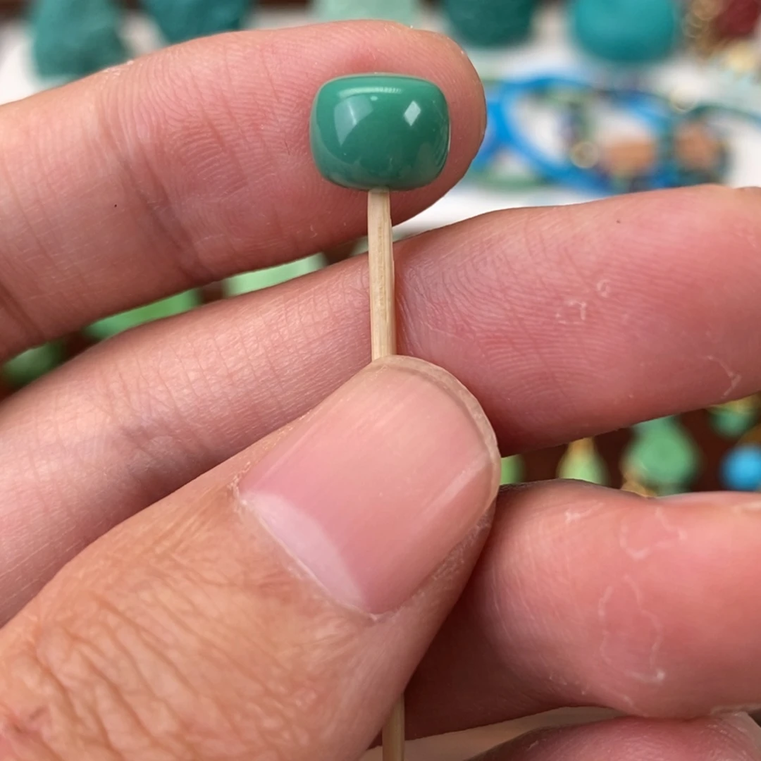 绿松石未镶嵌直切8.7