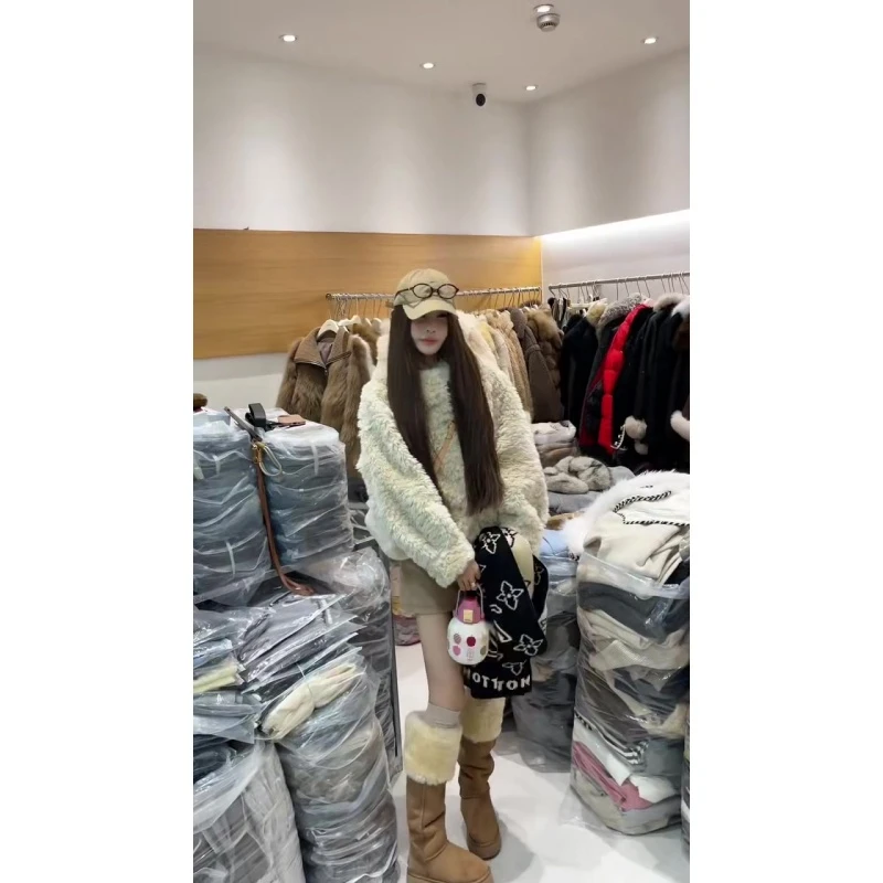 秋冬时尚慵懒风百搭连帽保暖外套女新款宽松休闲显瘦短裙时尚套装