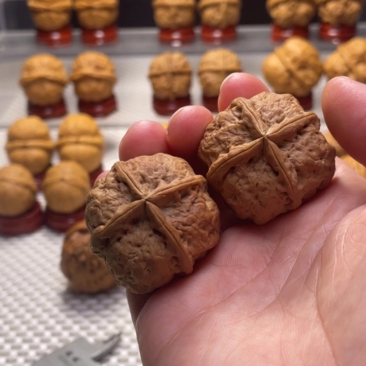 文玩核桃把件老**455558凤求凰