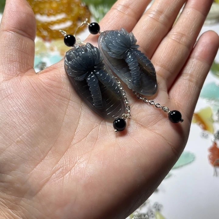 蛇纹石玉合金耳饰