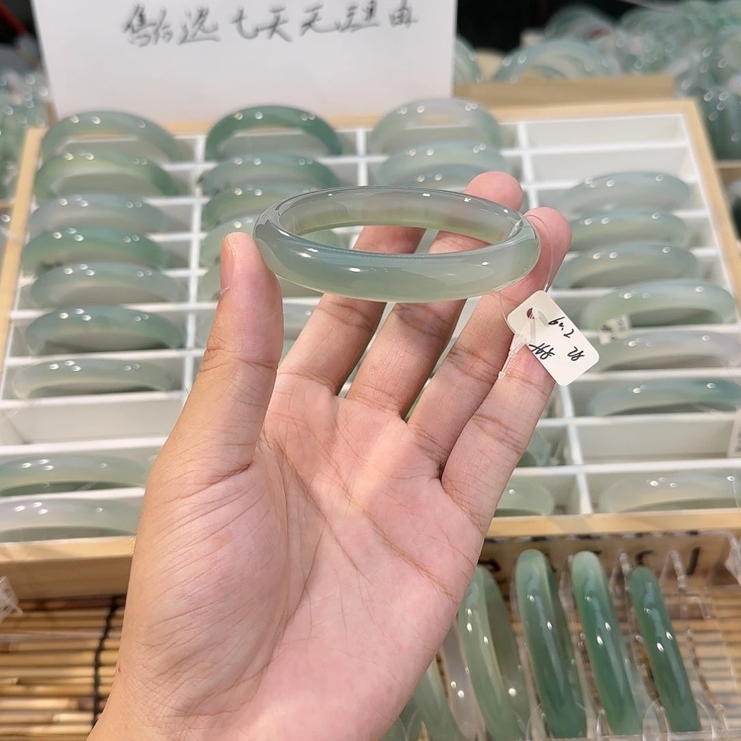 手镯玛瑙/玉髓未镶嵌圈口60.2