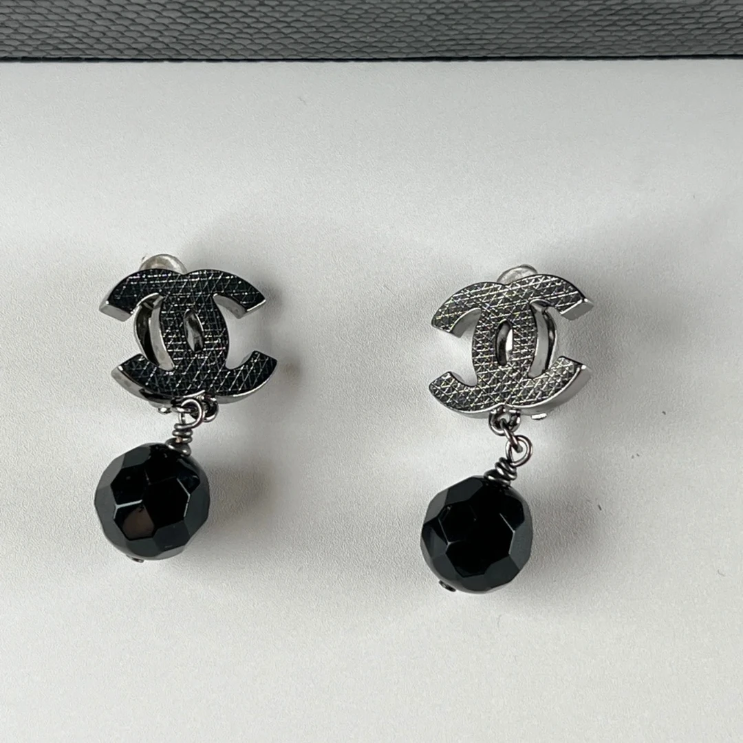 99新 Chanel/香奈儿 7姐专场/黑宝石双C耳夹