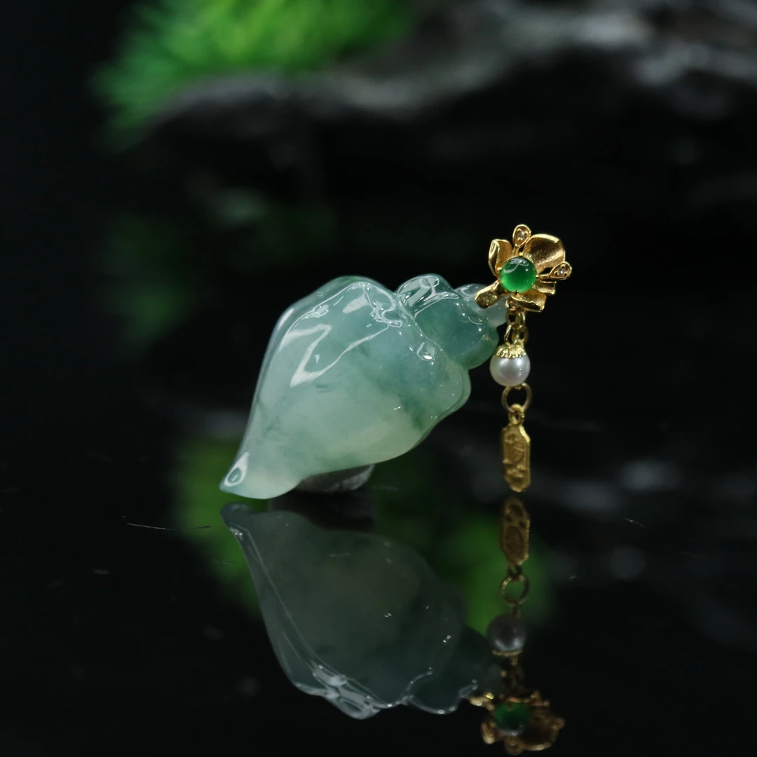 29天然缅甸翡翠A货18k吊坠/001090/上海嘉禾拍卖