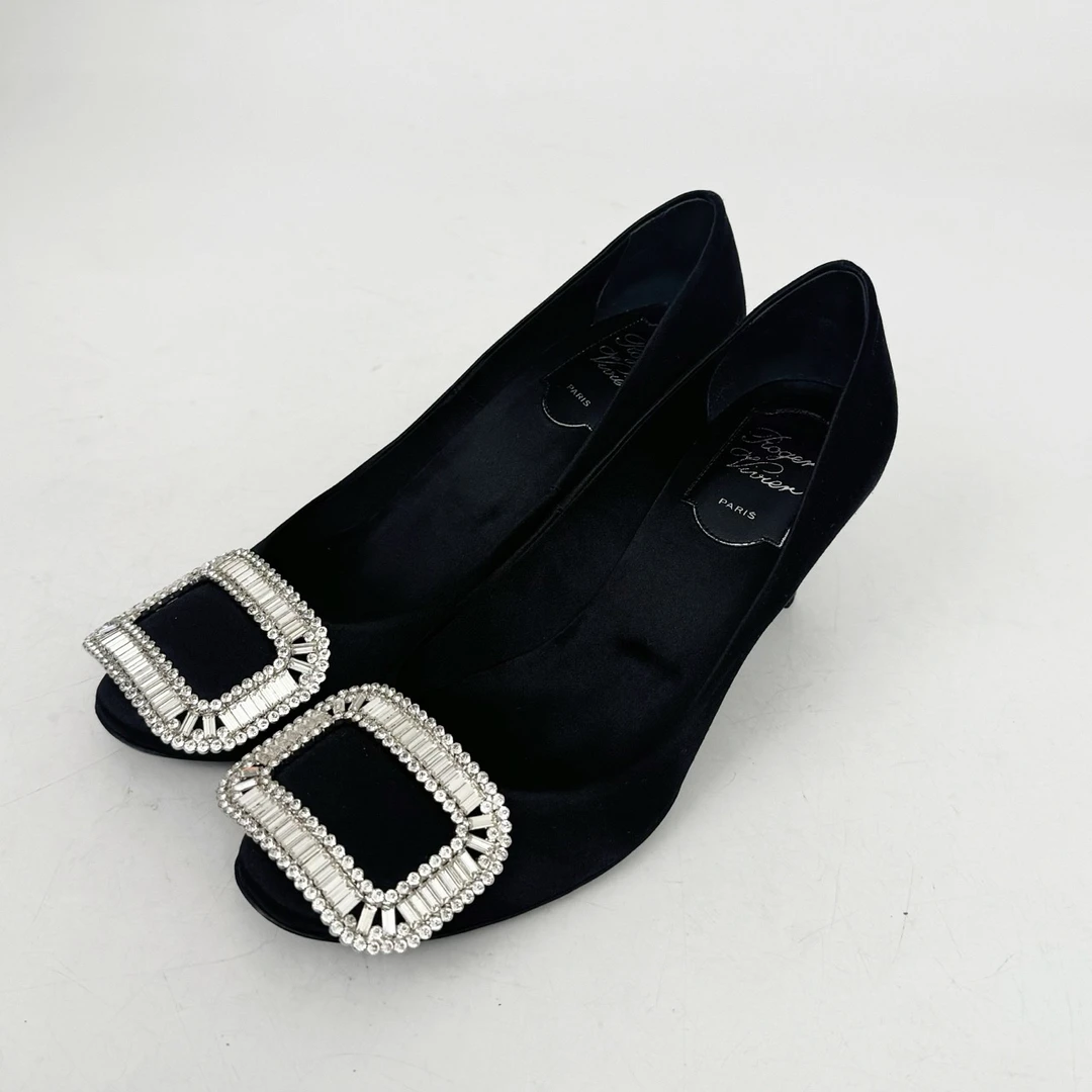 99新 Roger Vivier/罗杰·维威耶 35.5码/满钻方扣高跟鞋/lz00469