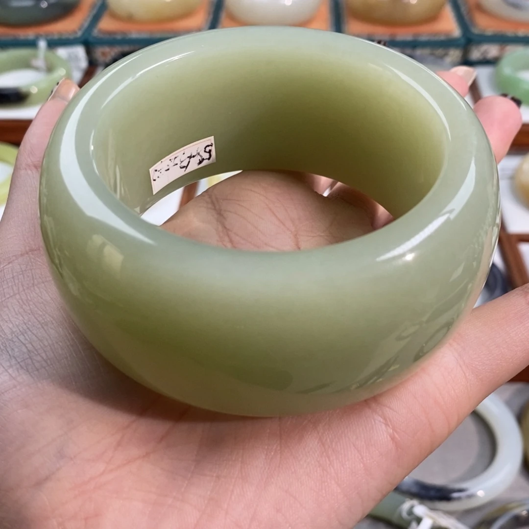 和田玉未镶嵌手镯且末青黄轮胎62/63