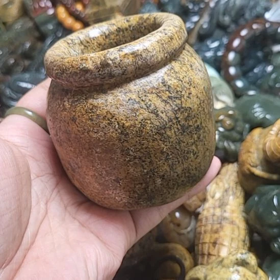 岫岩河磨玉（透闪石质玉）未镶嵌挂件