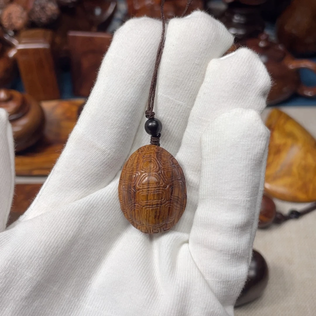 黄花梨/降香黄檀手把件