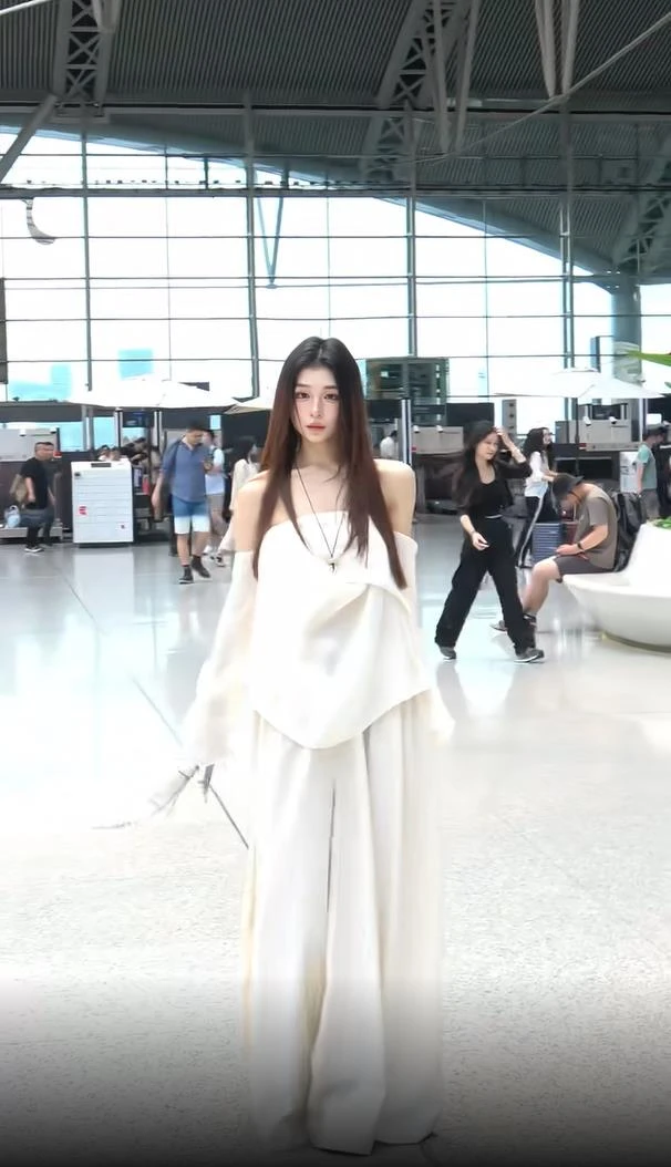 气质穿搭一整套高级感松弛感一字肩缎面上衣阔腿裤两件套装2025秋