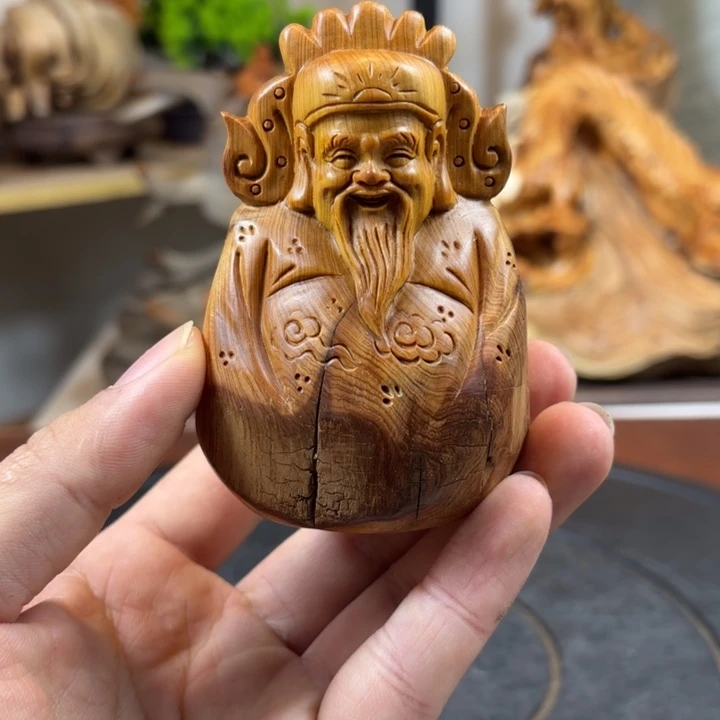 柏木（崖柏）cfhgfhjhhj