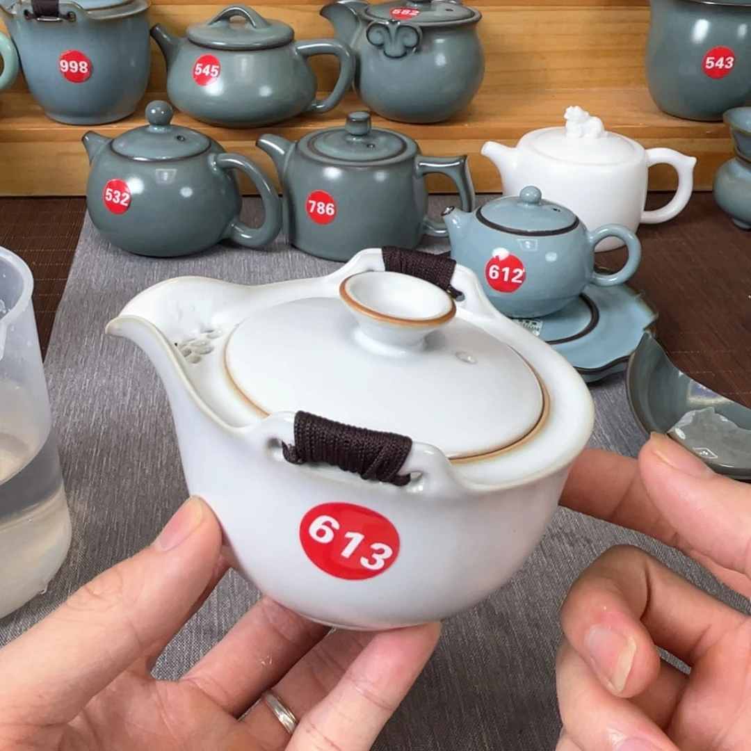 瓷片小微瑕。。。。。。。。。