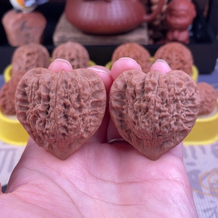 吊坠文玩核桃红桃A42