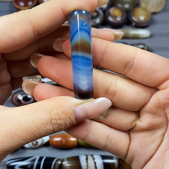 吉***天合金玛瑙/玉髓珠宝半成品