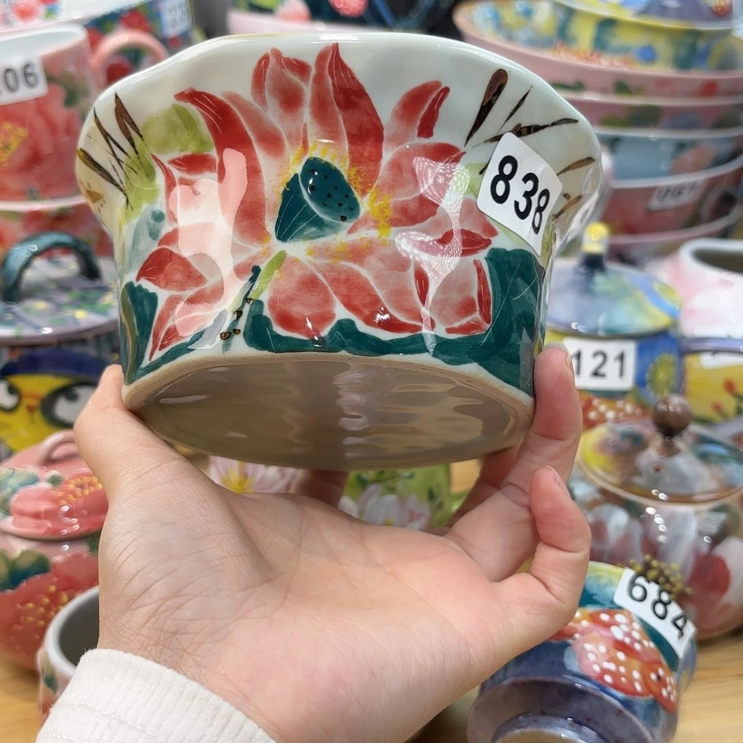 瓷片兔兔盖茨。兔兔好