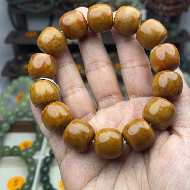 贵***牌未镶嵌手串和田玉