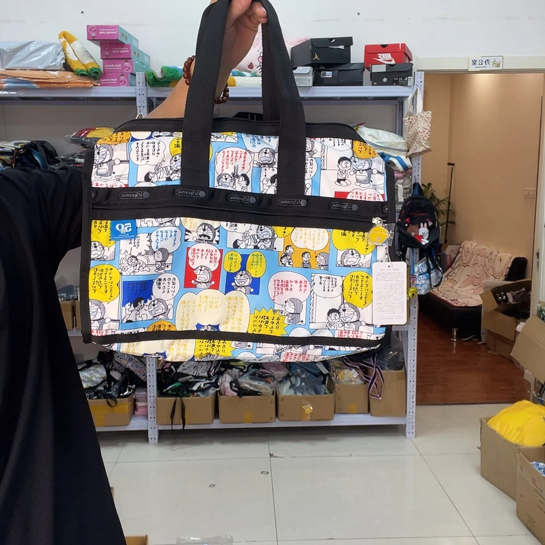 PU化妆包等产品和产品