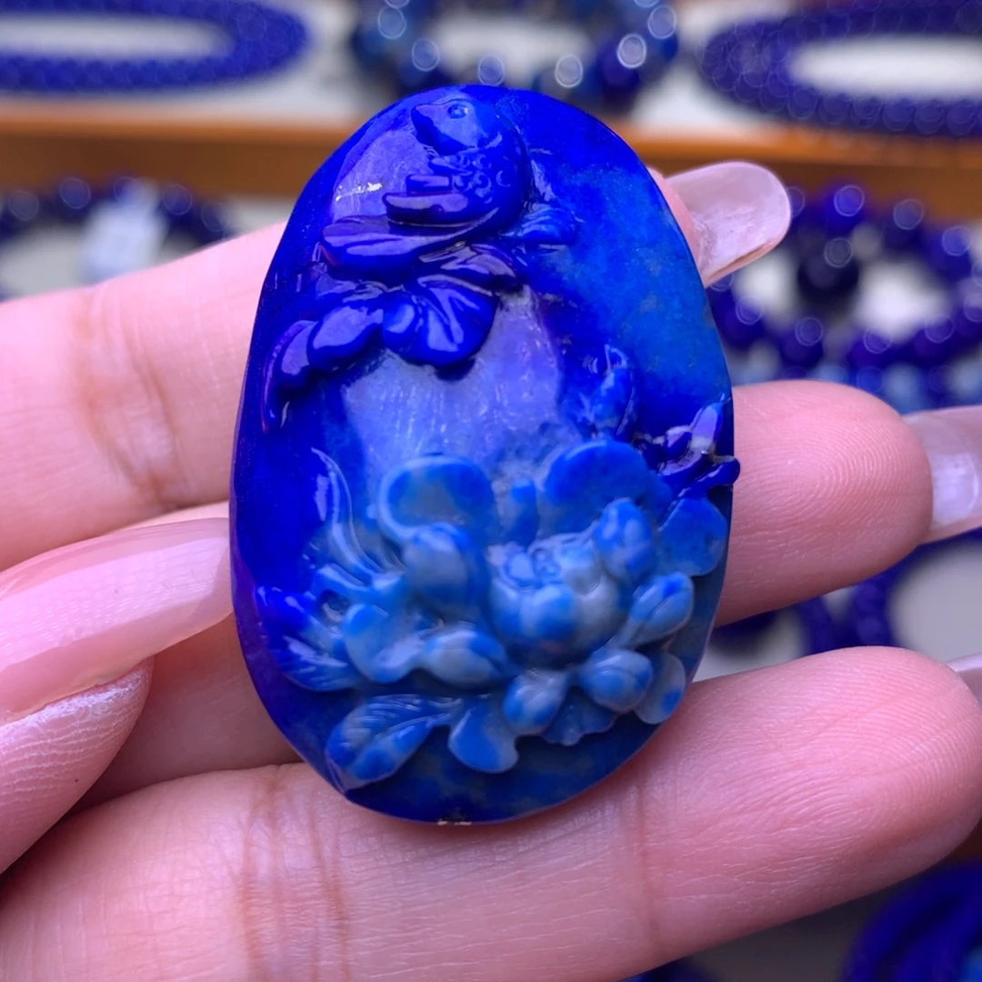 青金石未镶嵌吊坠