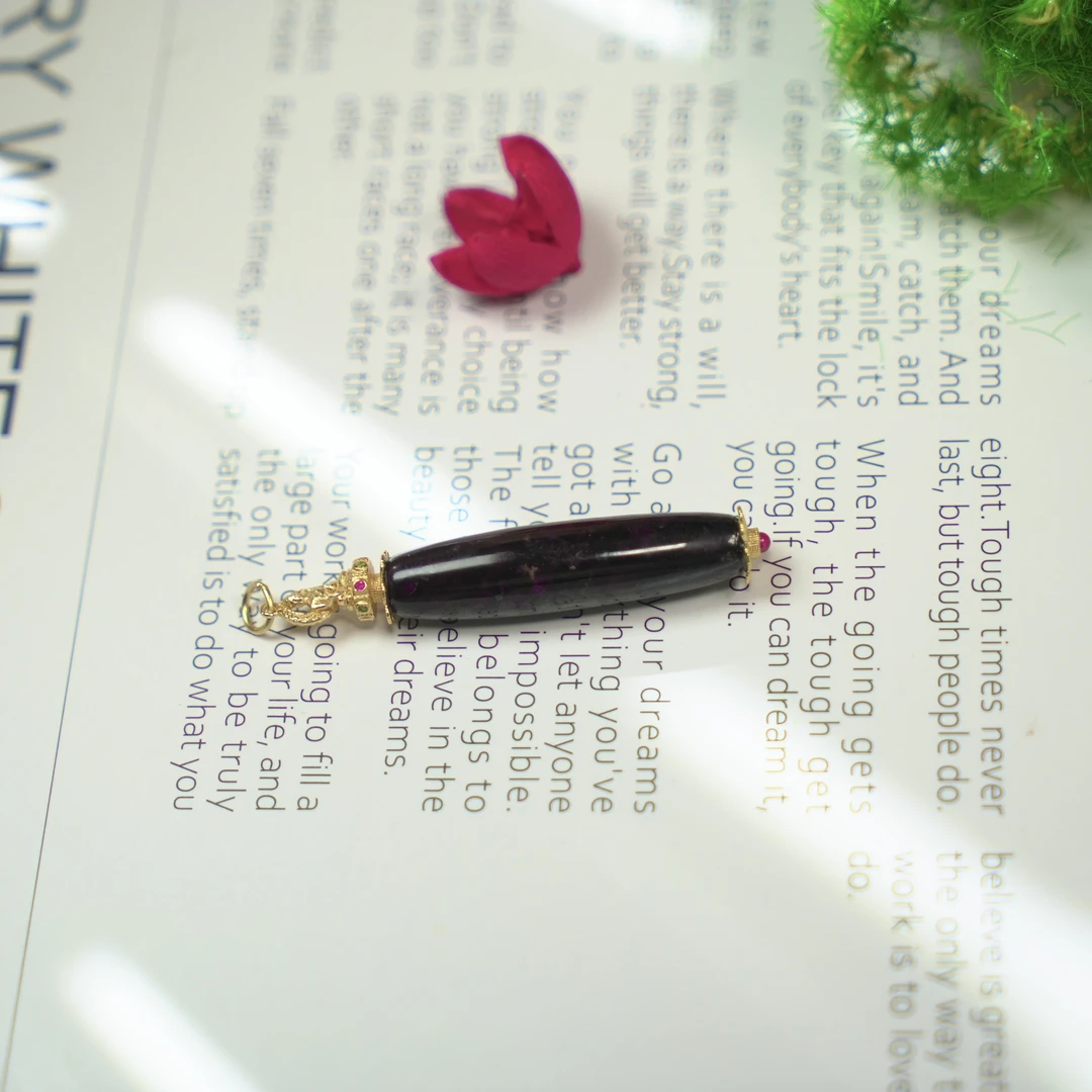 舒俱来老油紫桶珠吊坠3180