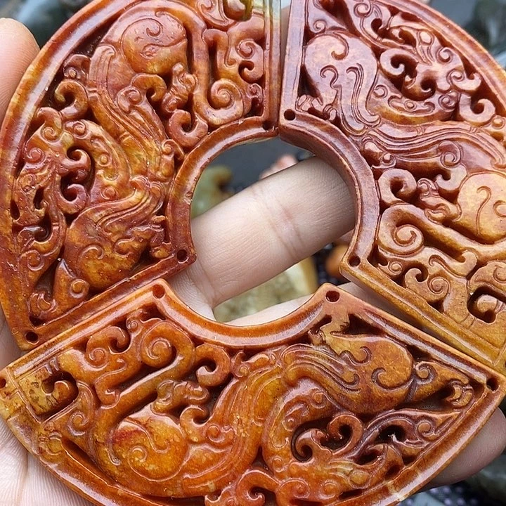 未镶嵌蛇纹石玉颈饰