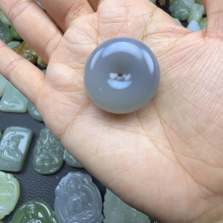 和田玉未镶嵌珠宝奇石