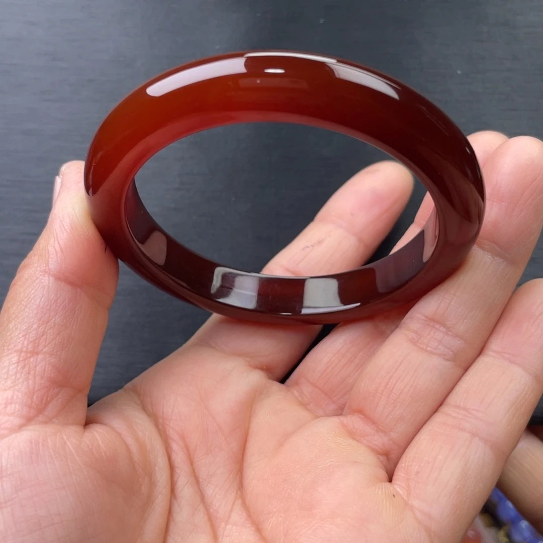 玛瑙/玉髓未镶嵌手镯55圈