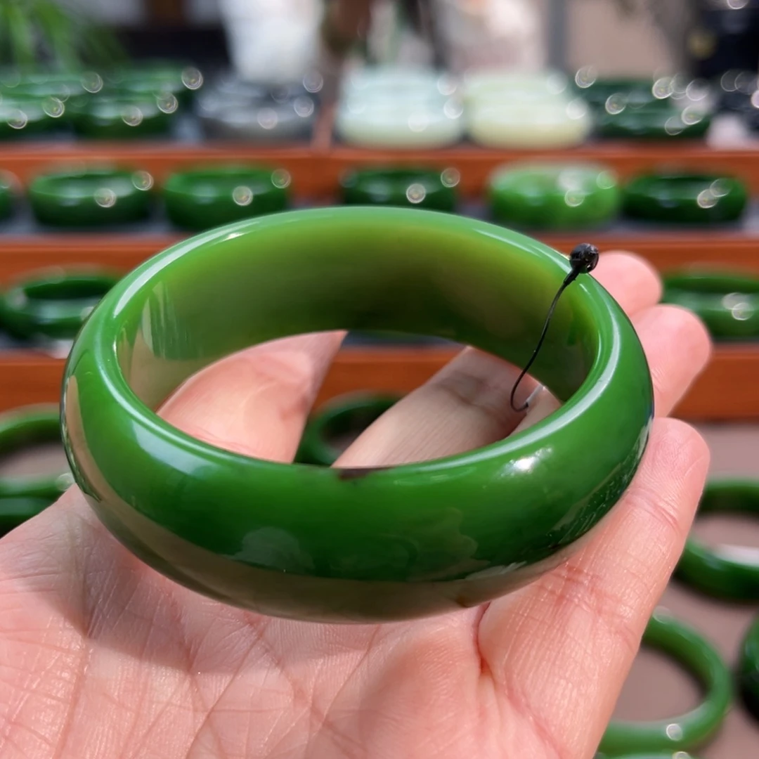 未镶嵌手镯和田玉（碧玉）