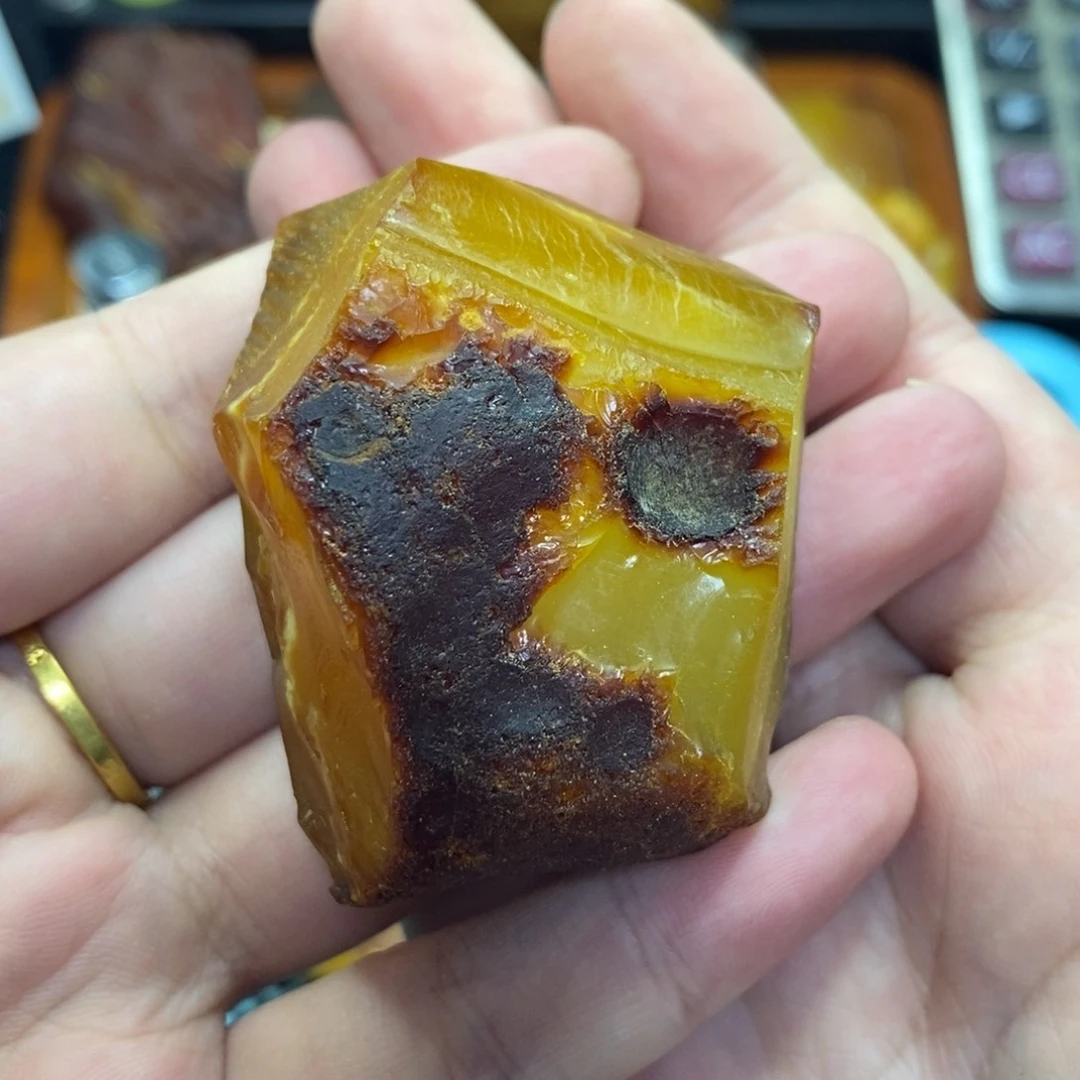 定制琥珀未镶嵌飞****罗唐