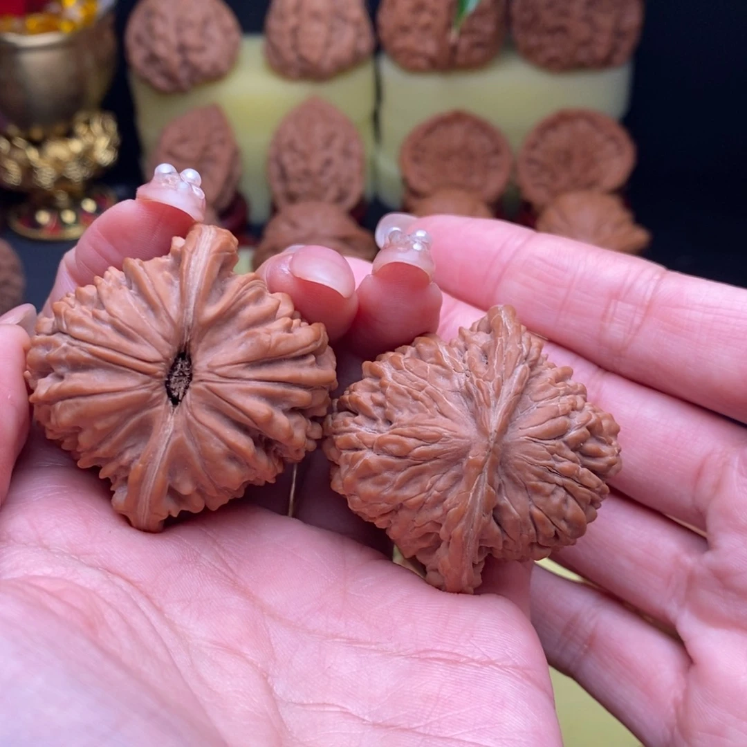 把件文玩核桃?**P四座楼43尺全品一字底气门