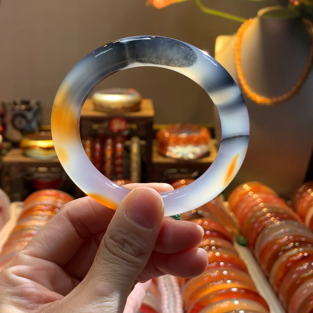 玛瑙/玉髓未镶嵌手镯