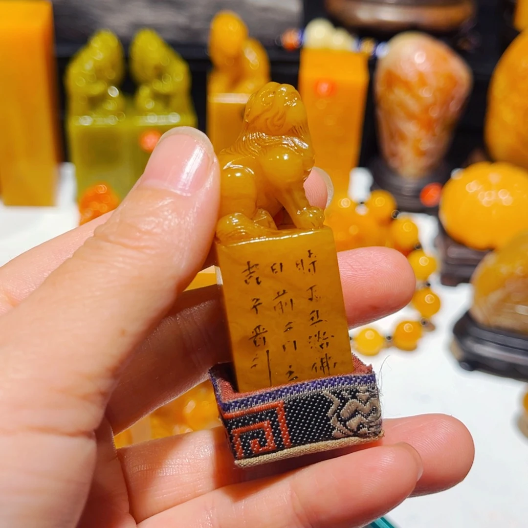 田黄石穿****8石雕石雕石雕