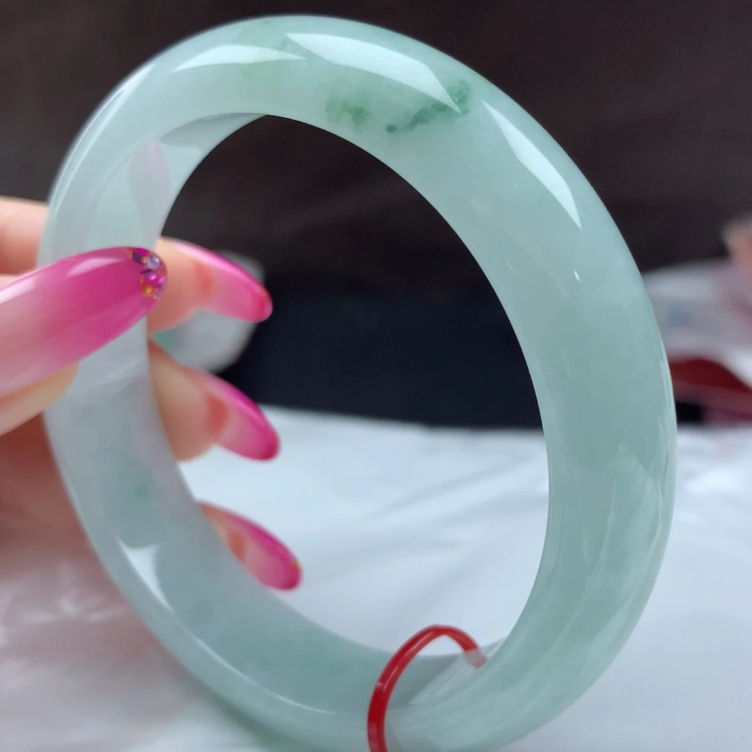 未镶嵌手镯翡翠96229，