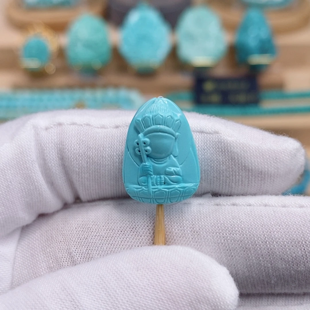 绿松石未镶嵌珠宝奇石