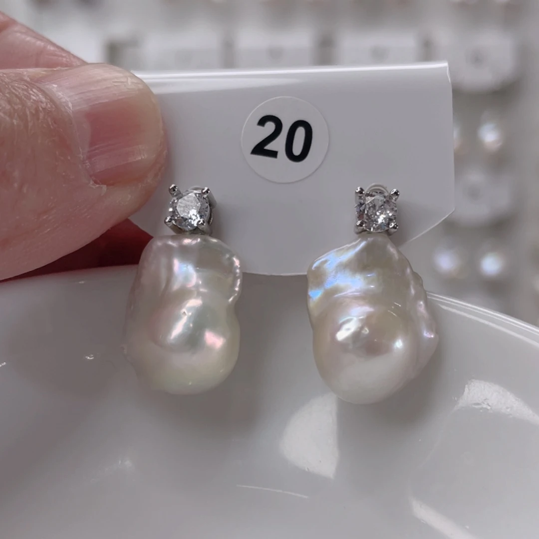 颈饰未镶嵌淡水珍珠