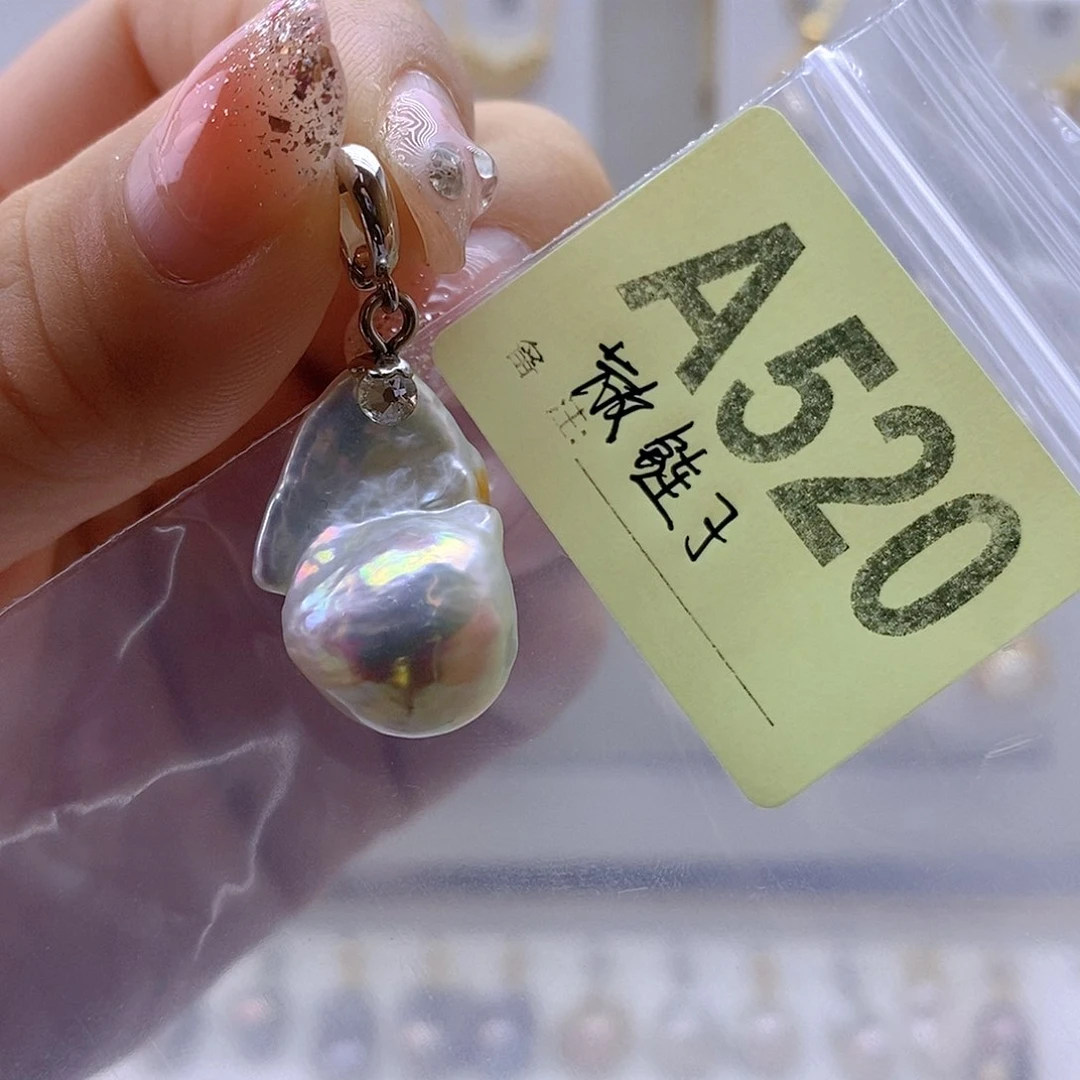 淡水珍珠颈饰未镶嵌小*