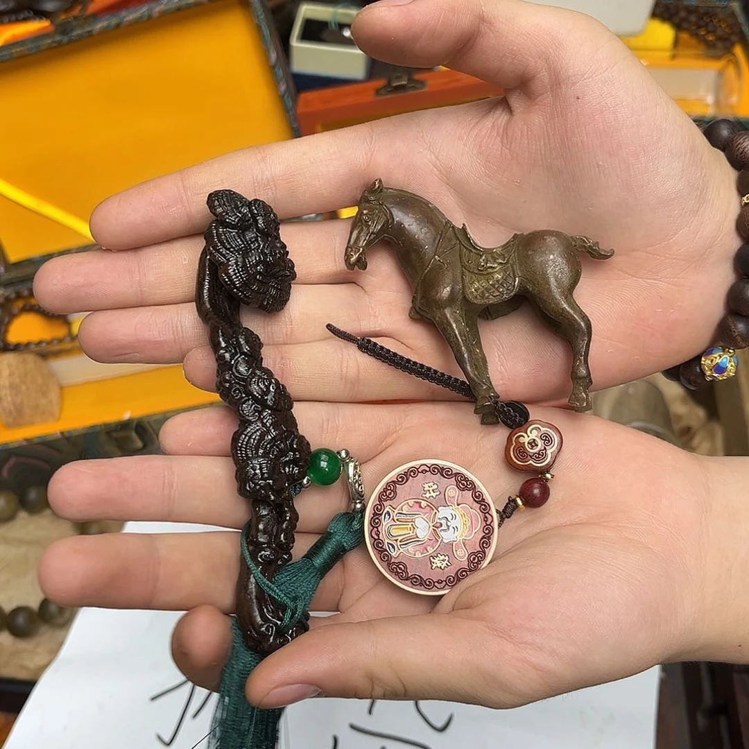 大叶紫檀（黑酸枝木类）