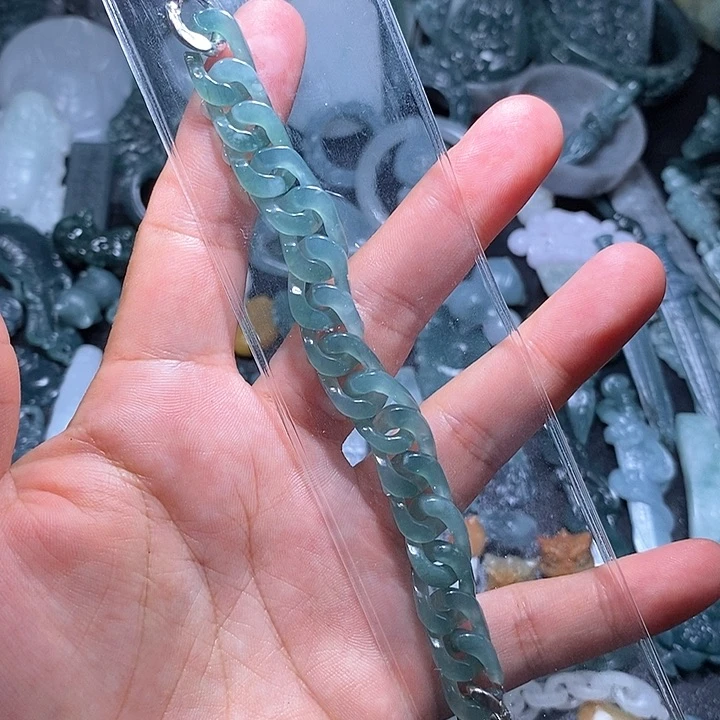 未镶嵌定制翡翠我