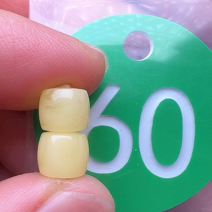 蜜蜡裸石未镶嵌7.2m m