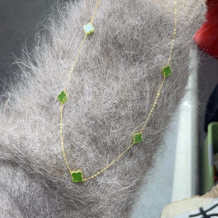 和田玉18K金镶嵌颈饰