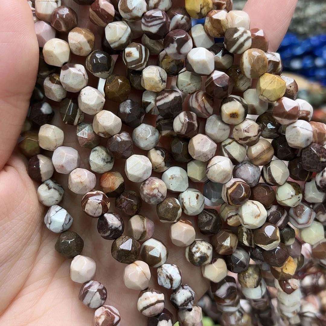 未镶嵌玛瑙/玉髓珠宝半成品卡十奥斑马切角一条