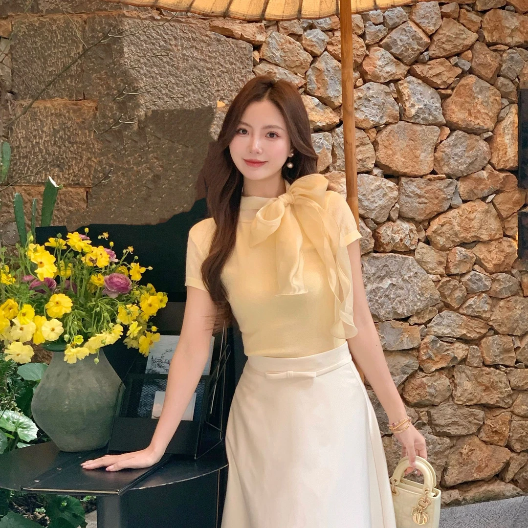mumu2025春夏韩系小众设计系带大蝴蝶结装饰显瘦修身短袖针织衫