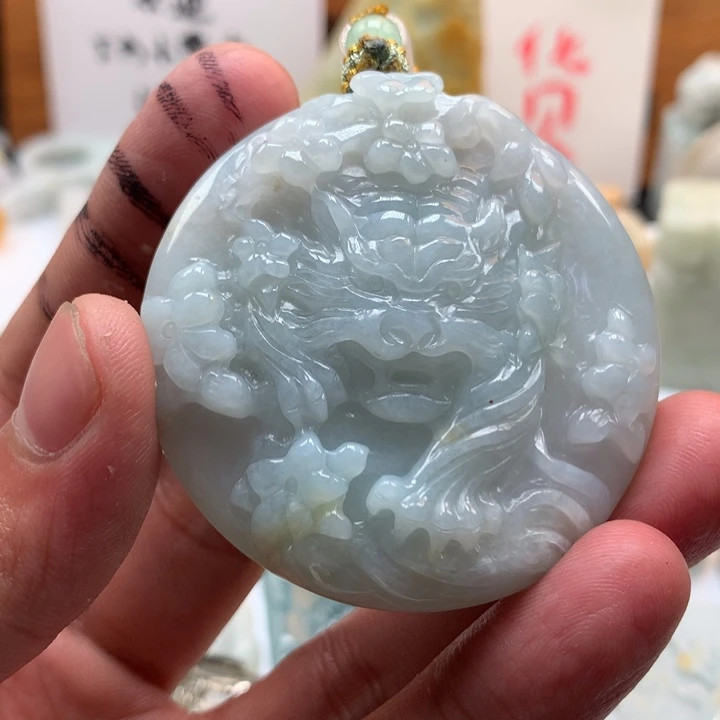 翡翠未镶嵌颈饰保真天然a货翡翠