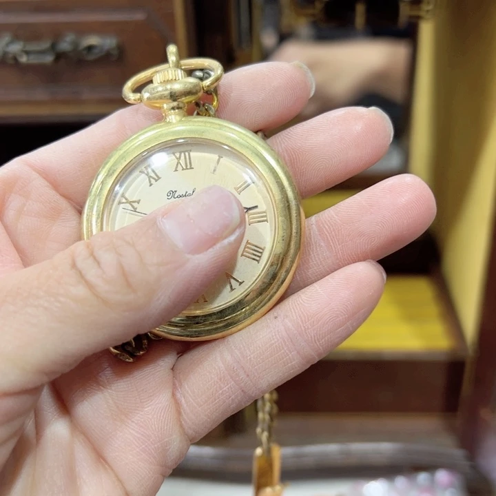菩*新亿阁中古商品默认微瑕谨慎参拍