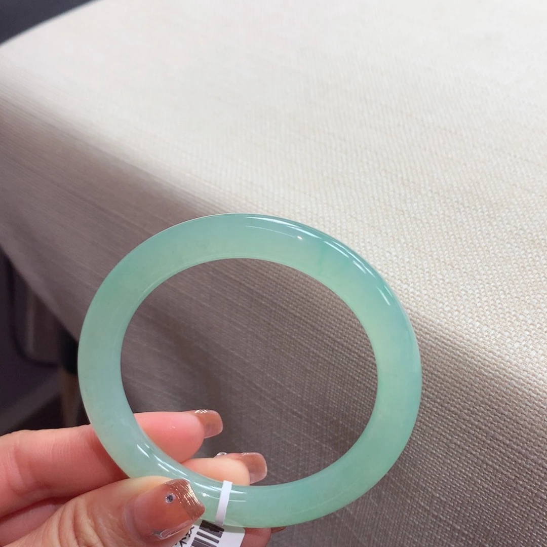 翡翠手镯未镶嵌31号