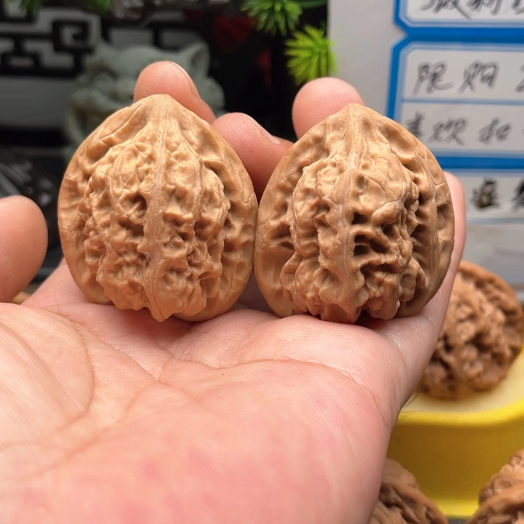 文玩核桃吊坠37三羊谷