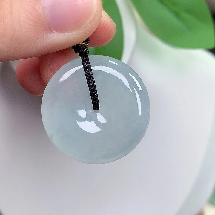 翡翠未镶嵌颈饰平安扣 28.5-6.0mm