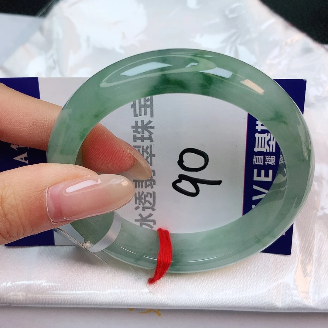 翡翠手镯未镶嵌缅甸天然翡翠a货